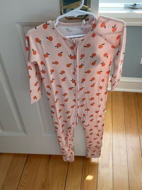 NWT Brave Little Ones Ribbed Bamboo Clementine Pajama with Foldover Feet 18-24M